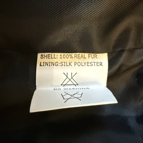 Genuine Rabbit Fur Vest - Picture 5 of 5